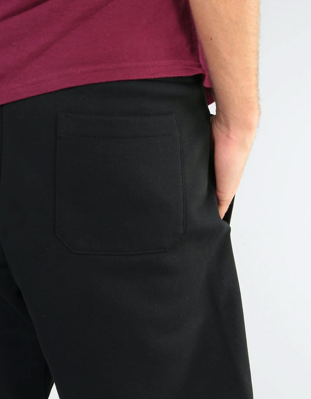 C WIP Chase Sweat Shorts - Black/Gold