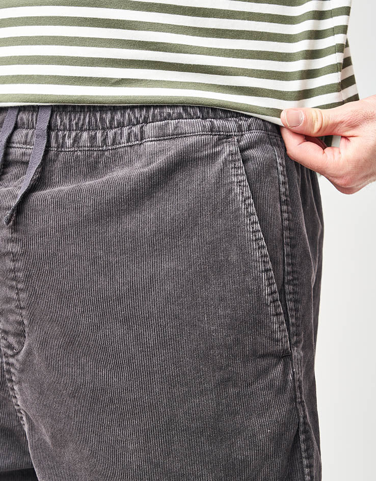 C WIP Reynold Short - Shale (Dusky Washed)